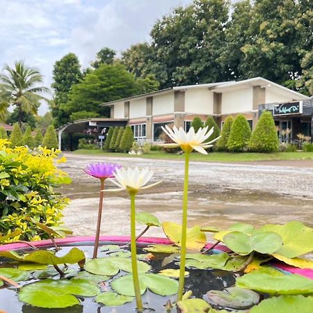The Orchid House Hotel Nong Kung Yai Екстериор снимка