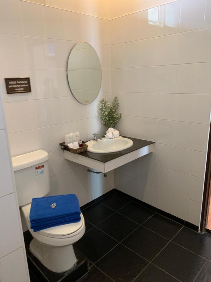 The Orchid House Hotel Nong Kung Yai Екстериор снимка