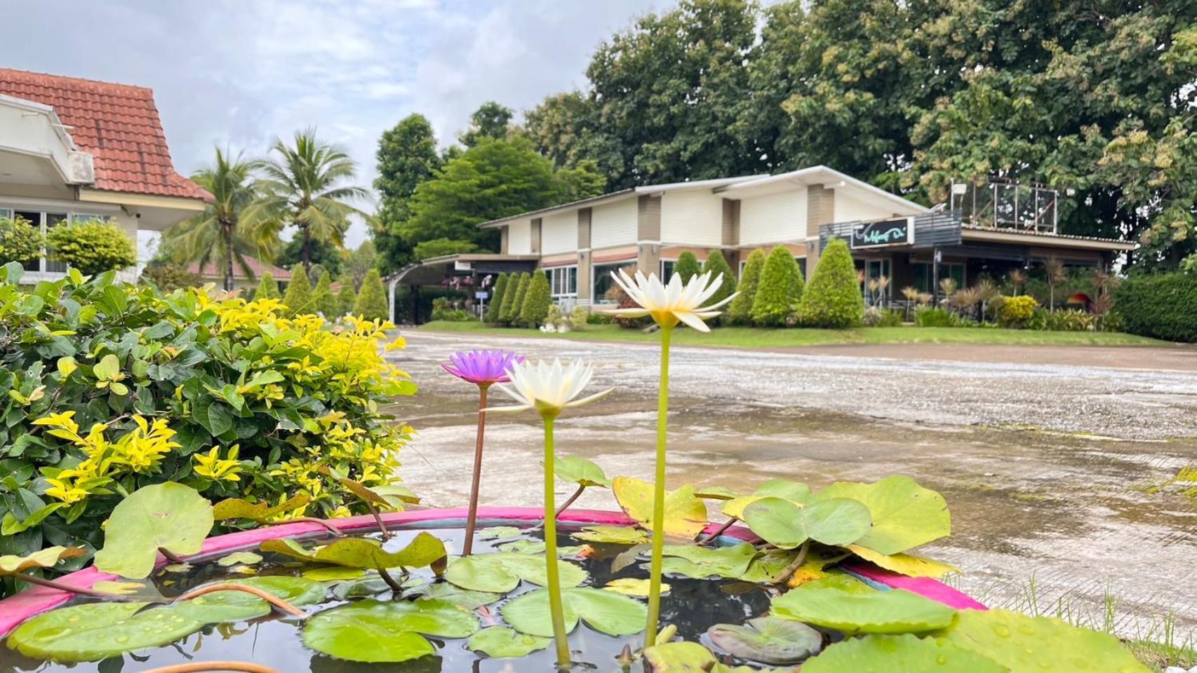 The Orchid House Hotel Nong Kung Yai Екстериор снимка