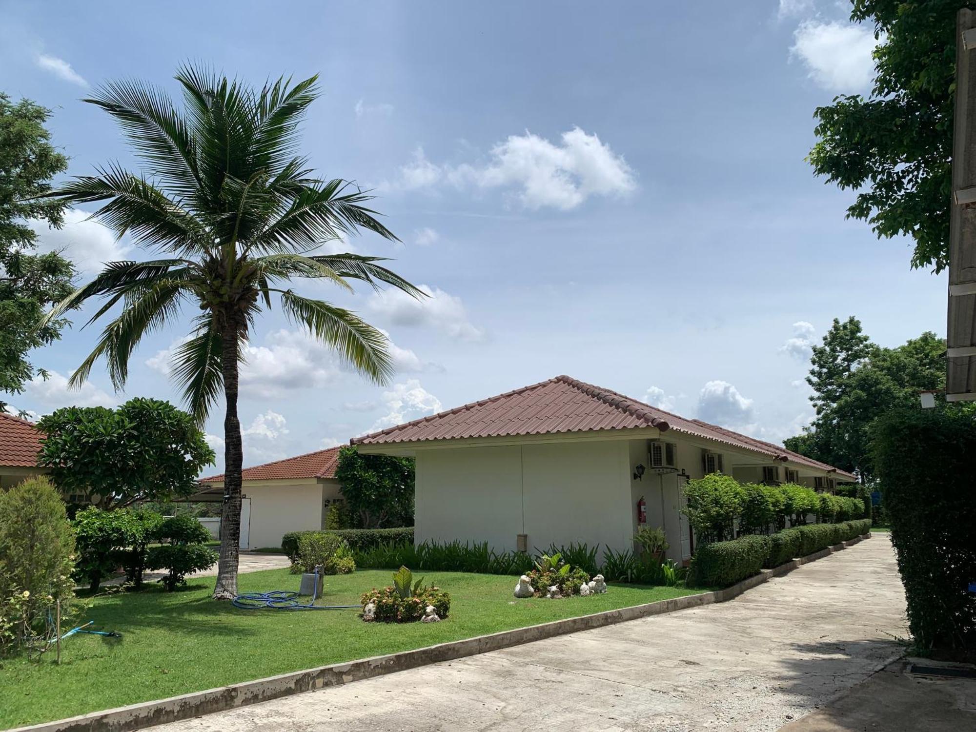 The Orchid House Hotel Nong Kung Yai Екстериор снимка